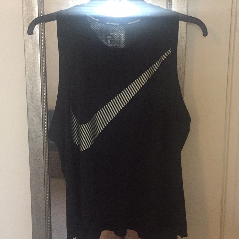 Nike muscle tank